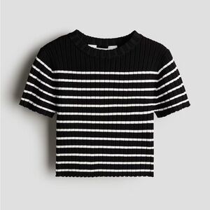 H&M Striped Rib-Knit Top 🖤 🤍